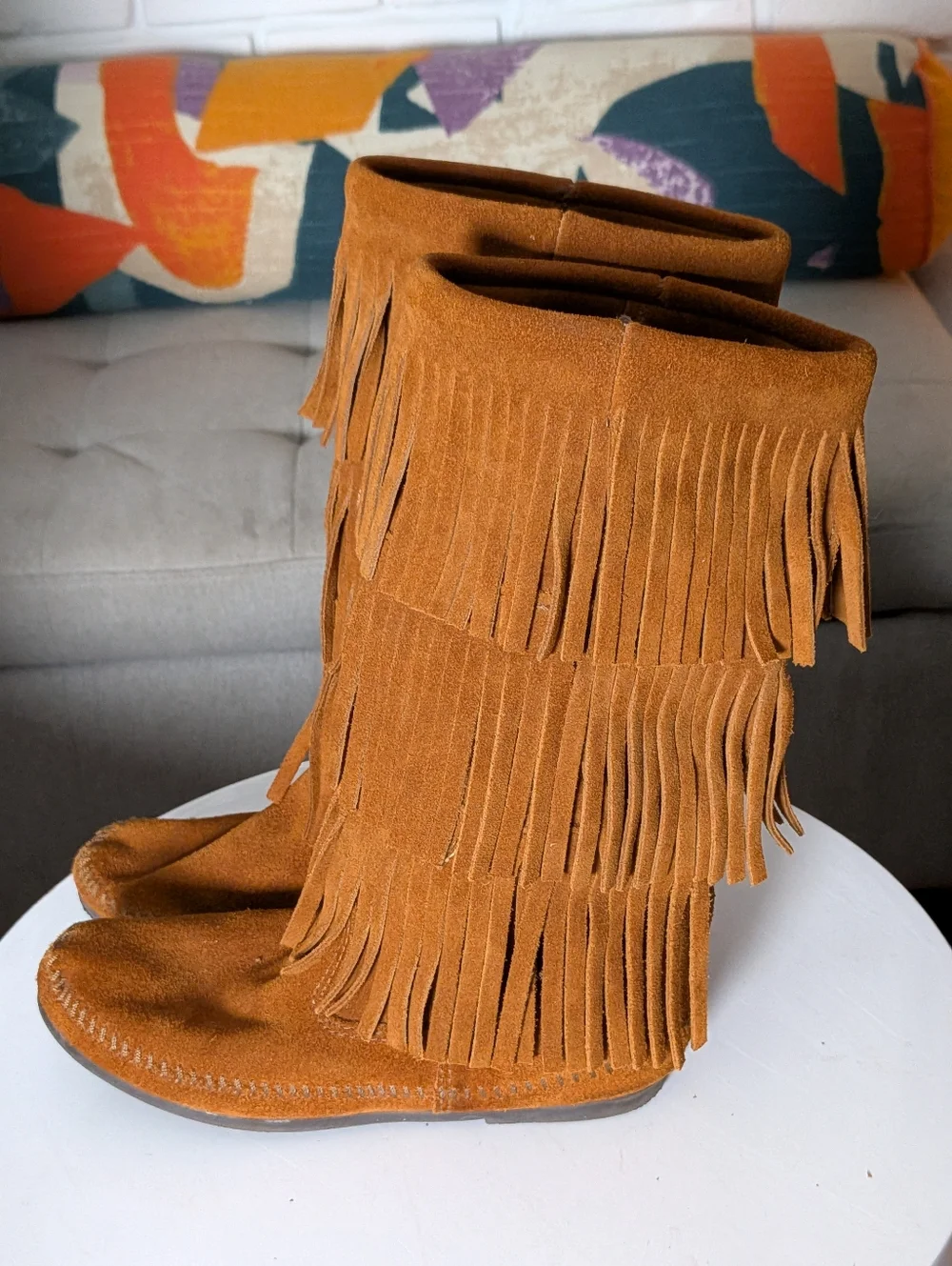 Minnetonka Brown Suede Fringe Boots Moccasin Style Size 6